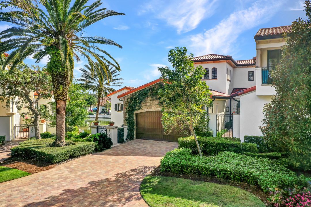 16653 Toscana Cir #701, Naples, FL 34110