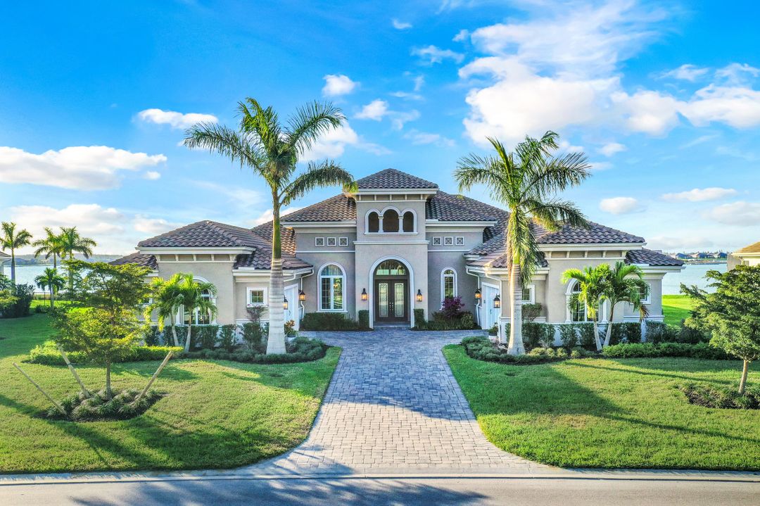 18540 Blue Eye Loop, Fort Myers, FL 33913