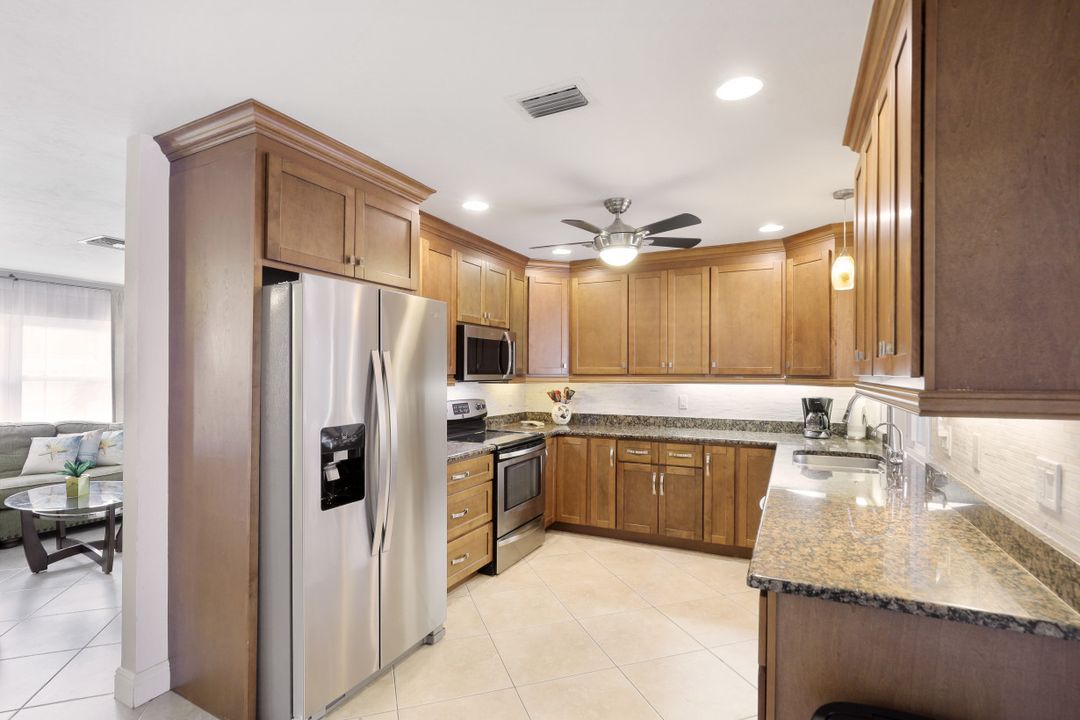 232 Tahiti Rd, Marco Island, FL 34145