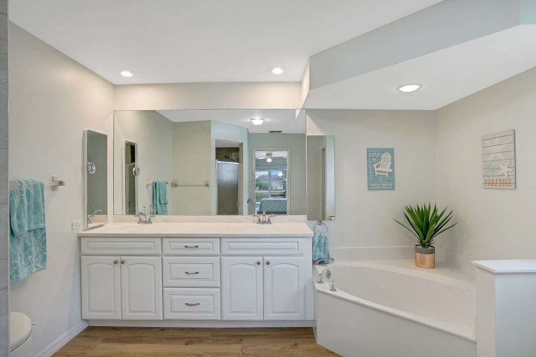 5518 SW 11th Ave, Cape Coral, FL 33914