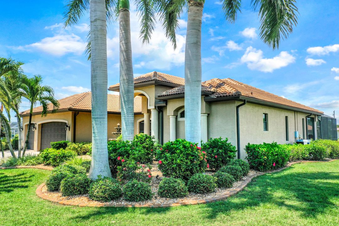 2511 SE 19th Ave, Cape Coral, FL 33904