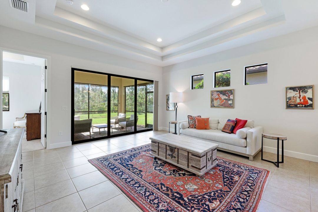 9123 Isla Bella Cir, Bonita Springs, FL 34135