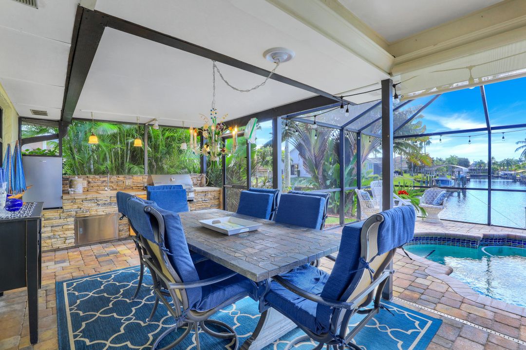 2208 Everest Pkwy, Cape Coral, FL 33904