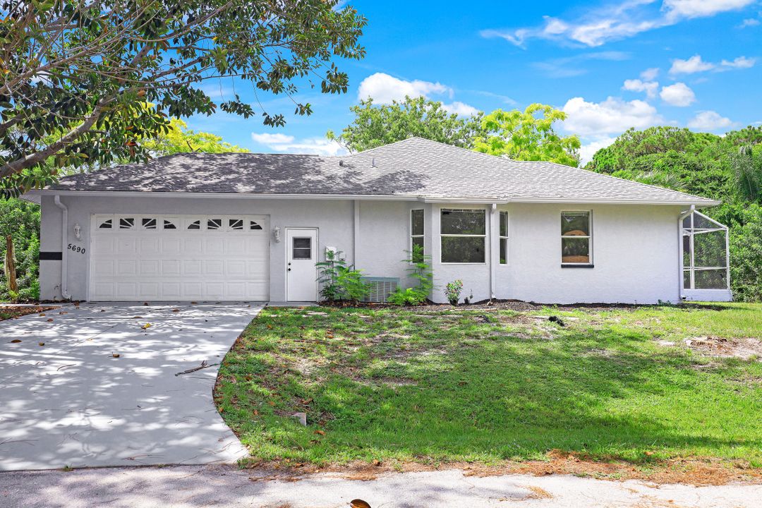 5690 Varet Rd, Venice, FL 34293