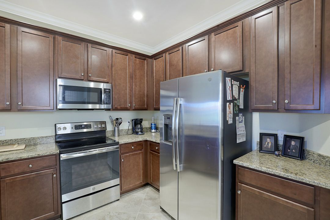 8884 Via Isola Court, Fort Myers, FL 33966