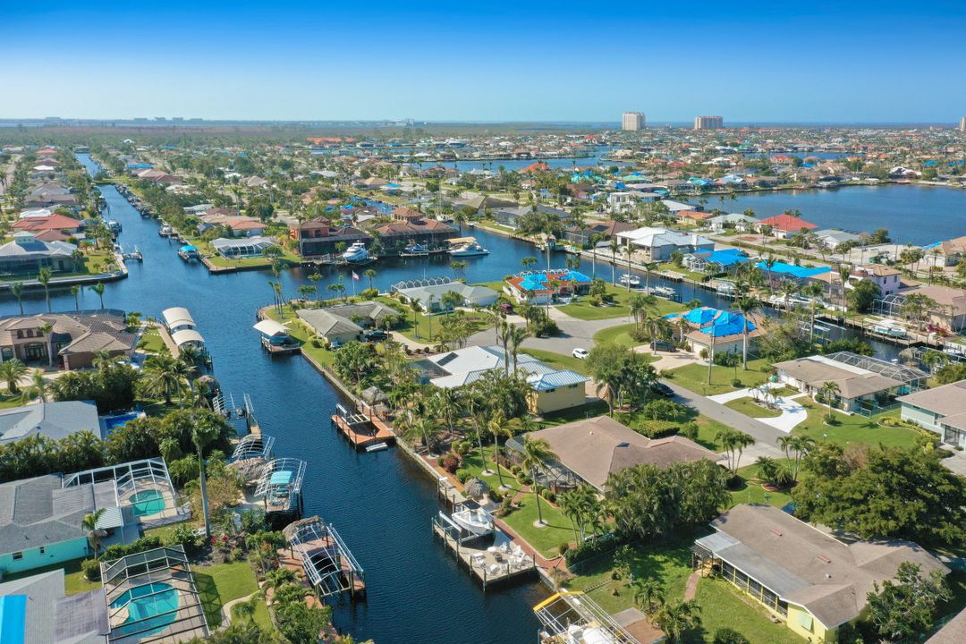 4929 SW 3rd Ave, Cape Coral, FL 33914