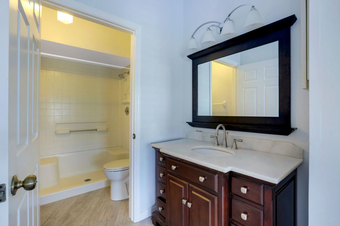 12065 Summergate Cir #202, Fort Myers, FL 33913