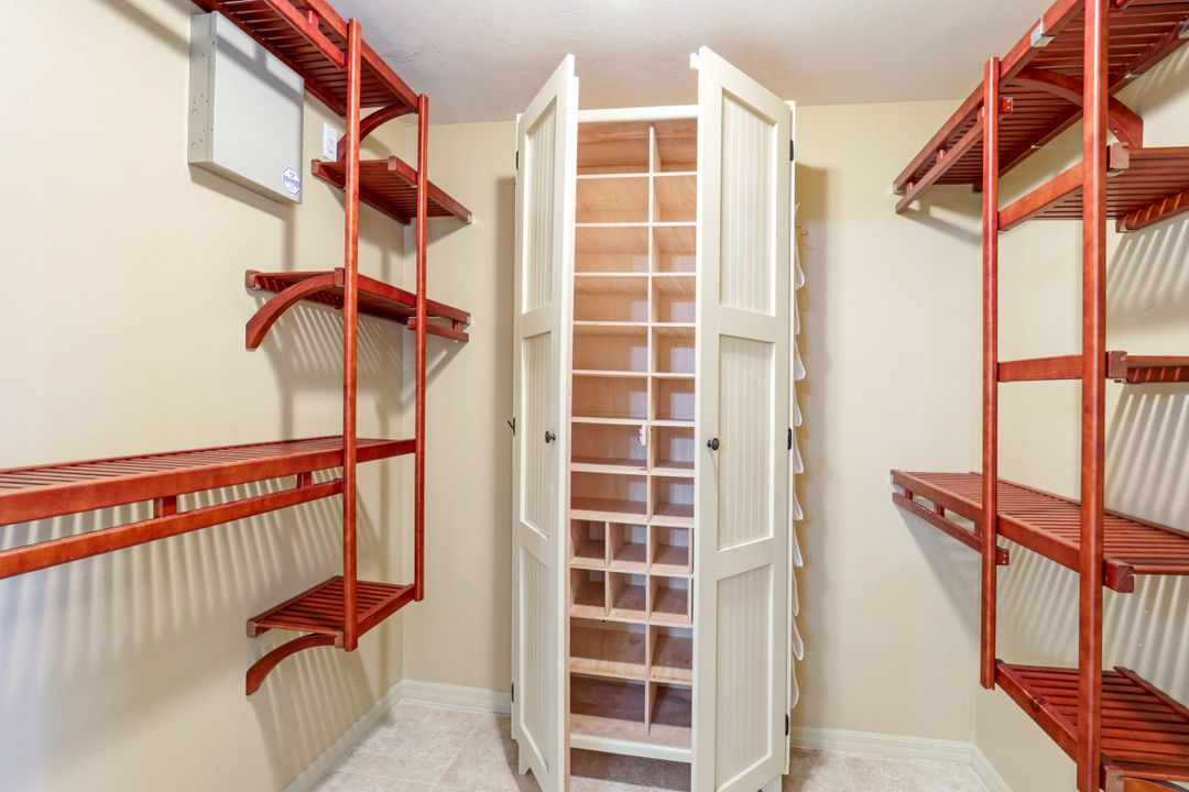 5327 SW 21st Pl, Cape Coral, FL 33914