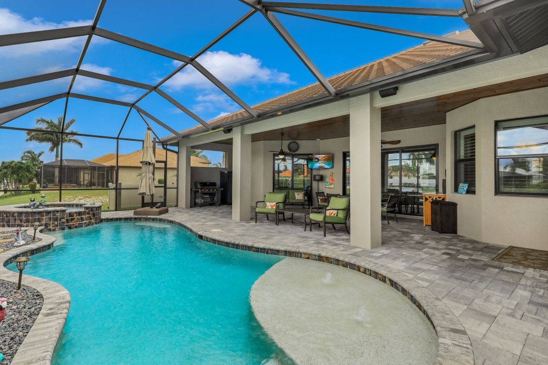 2823 SW 38th Terrace, Cape Coral, FL 33914
