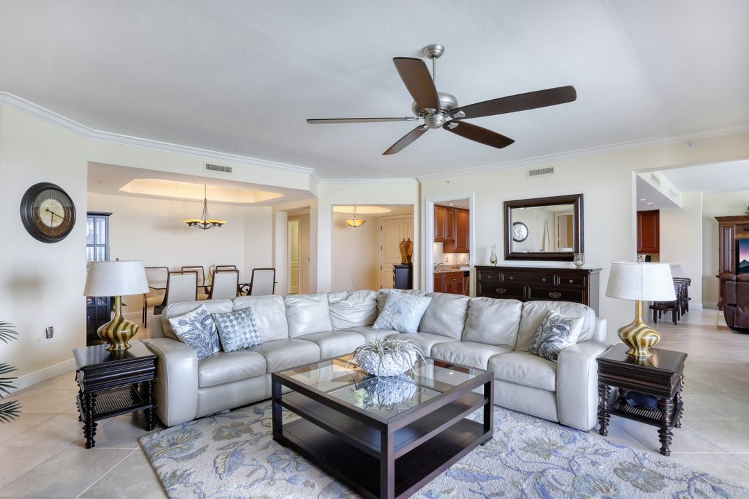 970 Cape Marco Dr #1106, Marco Island, FL 34145