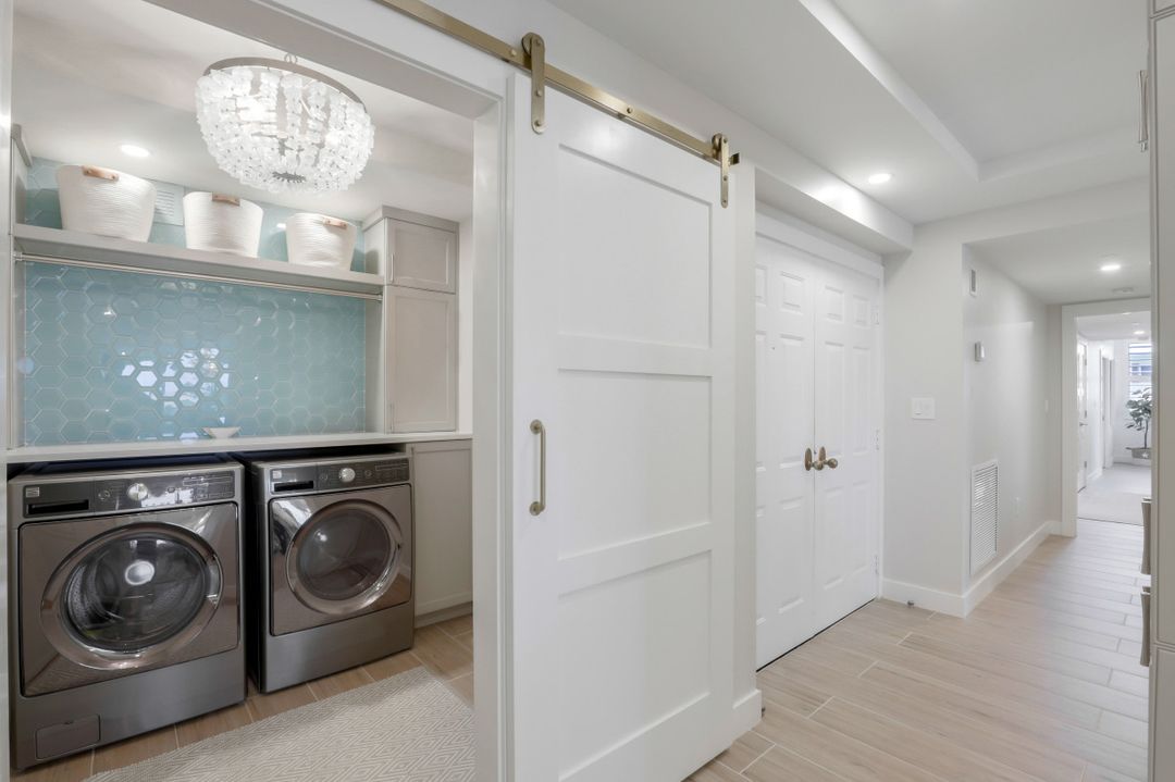 3100 Gulf Shore Blvd N #201, Naples, FL 34103