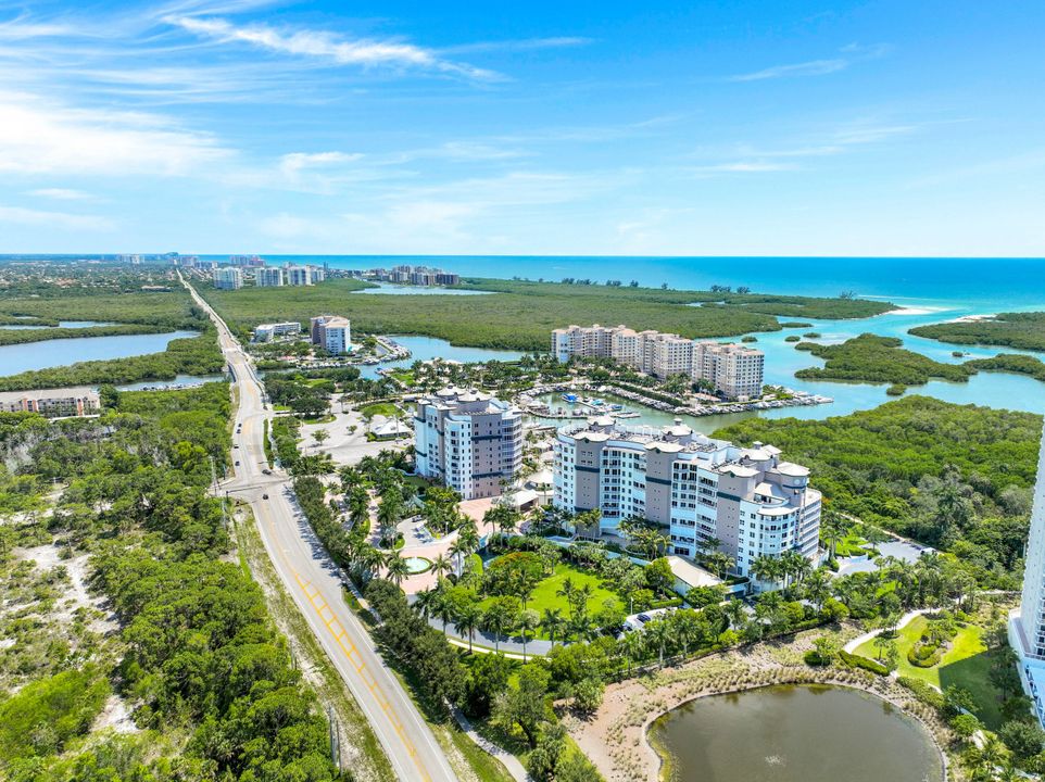 13675 Vanderbilt Dr #610, Naples, FL 34110