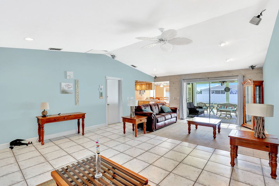 2028 NW 7th St, Cape Coral, FL 33993