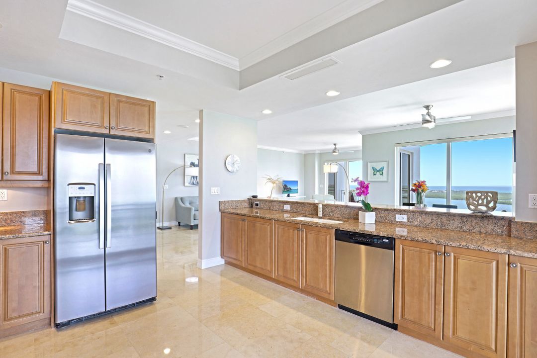 4951 Bonita Bay Blvd #2205, Bonita Springs, FL 34134