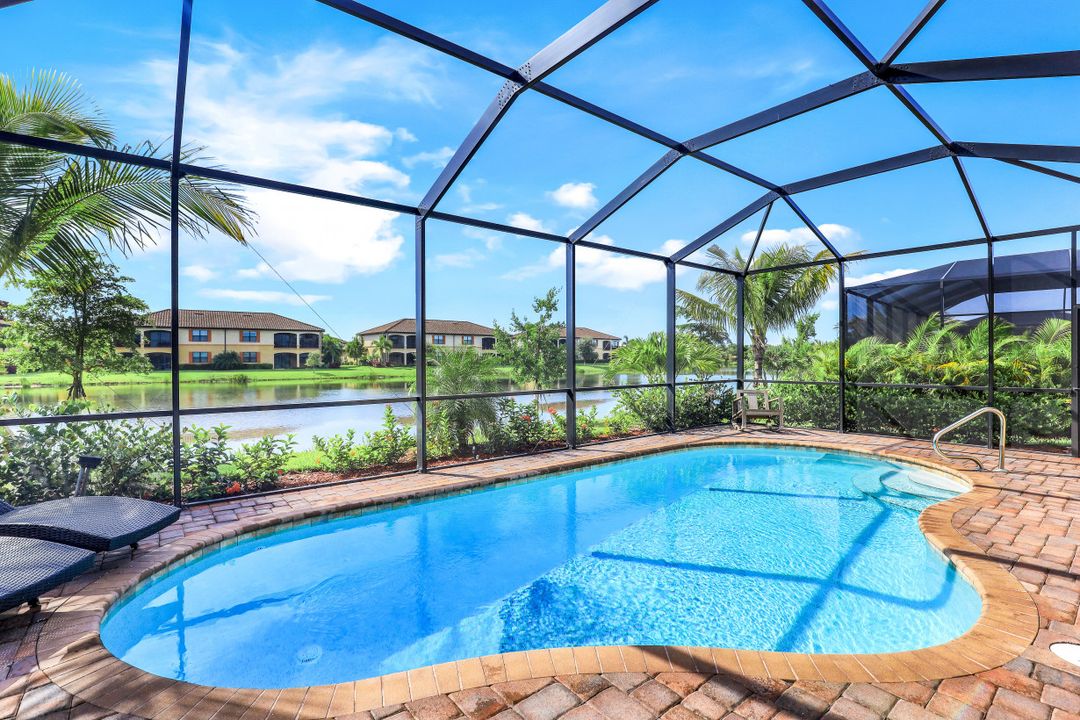 28081 Foxrock Ct, Bonita Springs, FL 34135