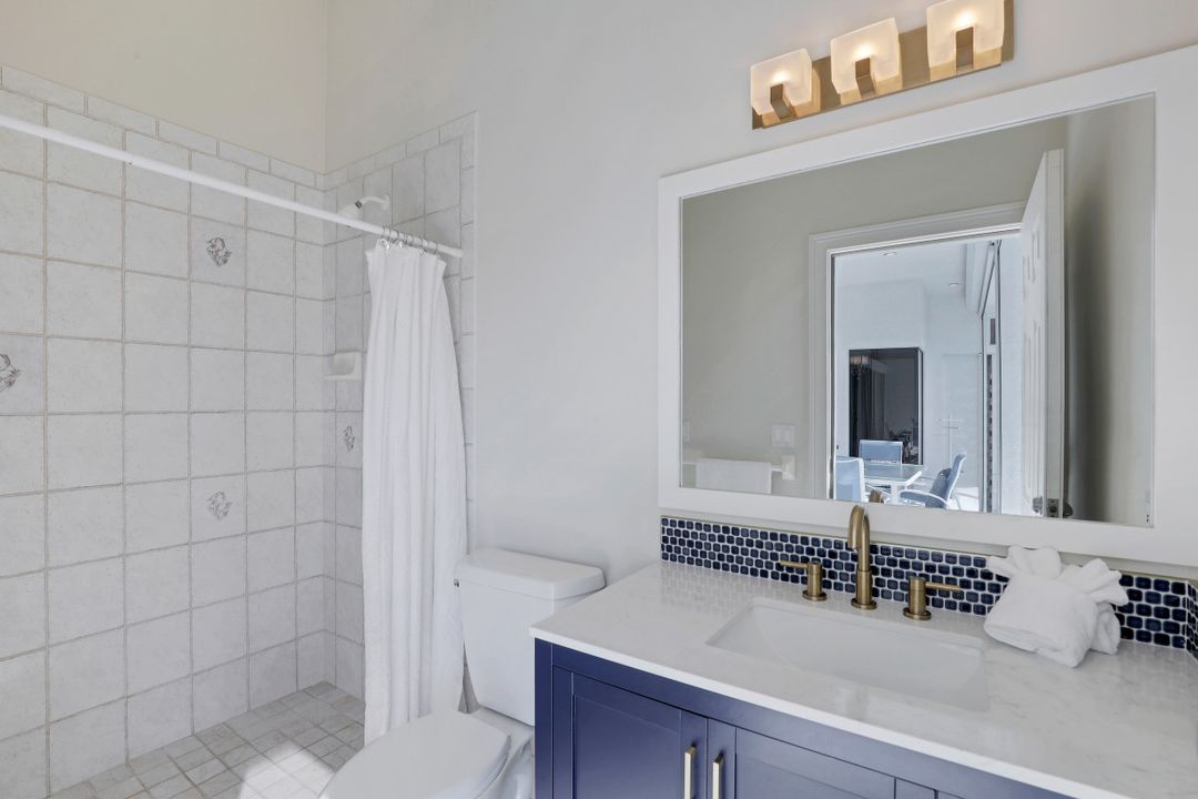 110 Copperfield Ct, Marco Island, FL 34145