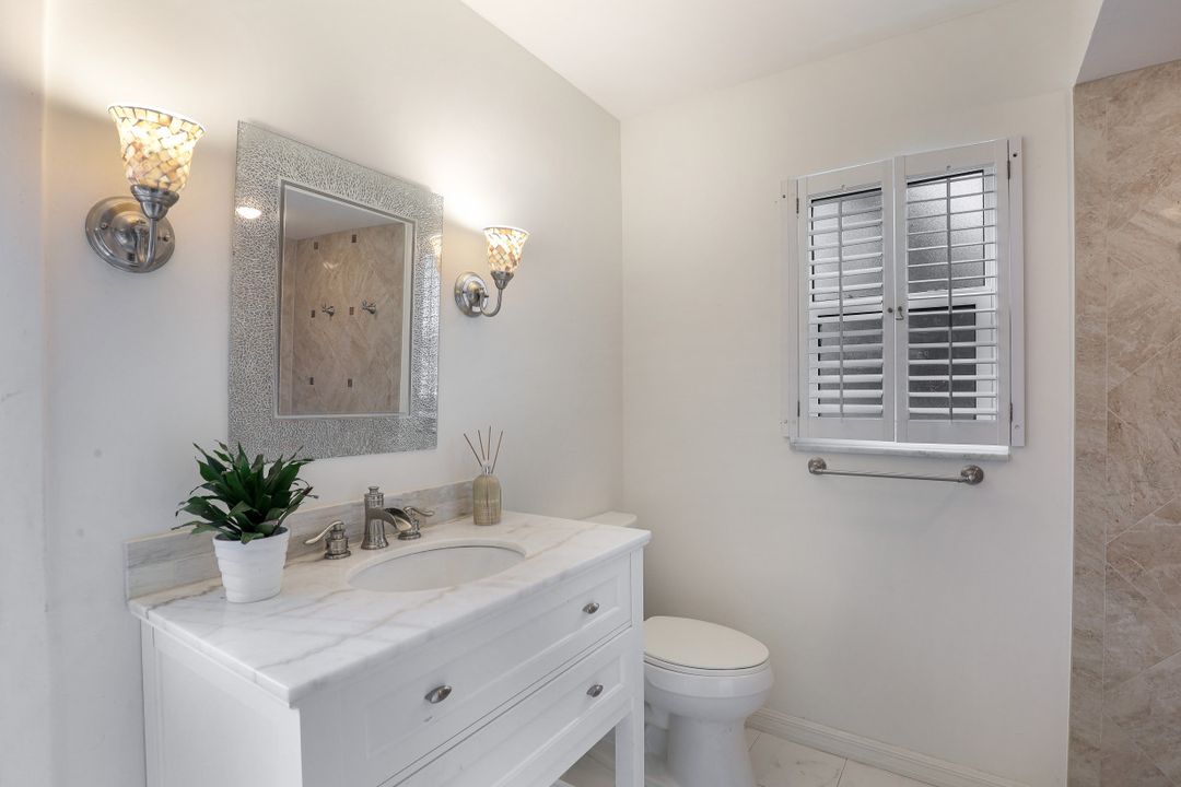 1030 Aqua Ln, Fort Myers, FL 33919