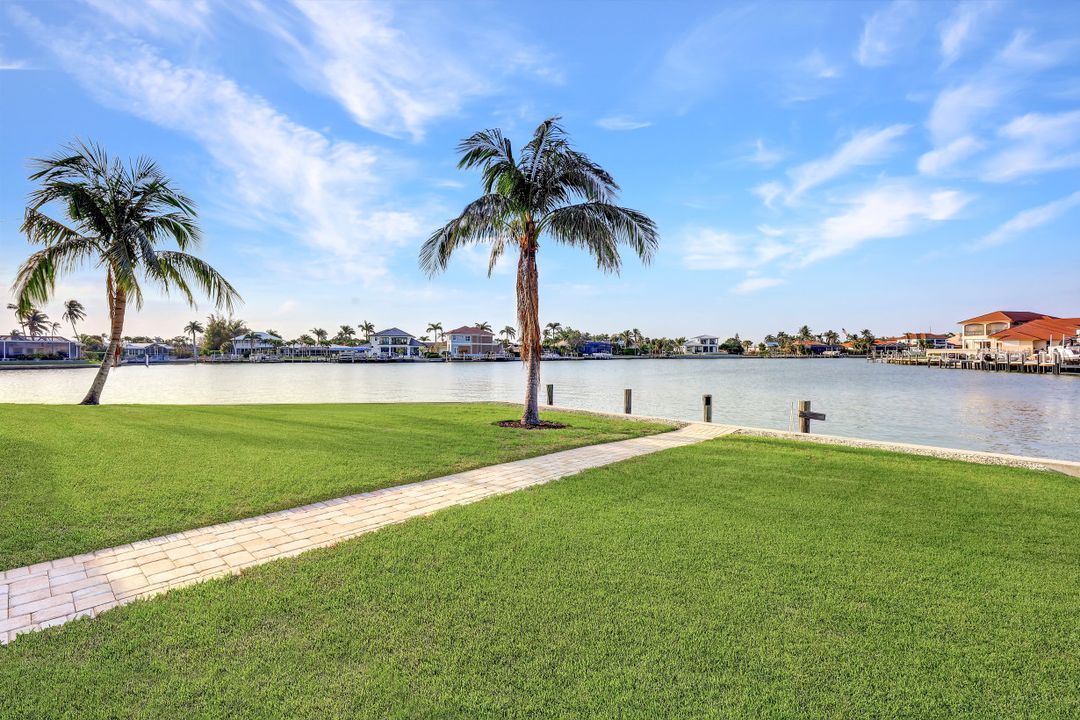 1415 Firwood Ct, Marco Island, FL 34145