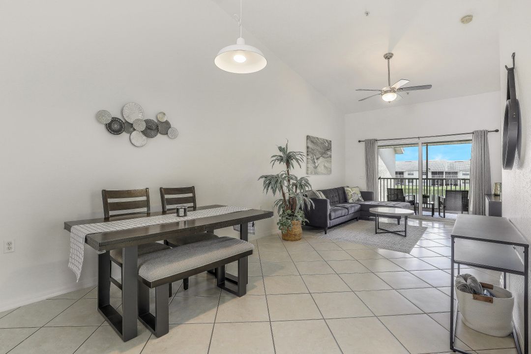 4910 Cougar Ct N #205, Naples, FL 34109