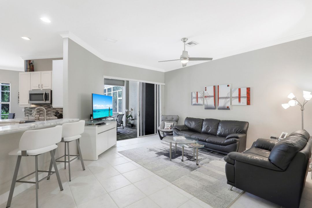 6251 Ashwood Ln, Naples, FL 34110