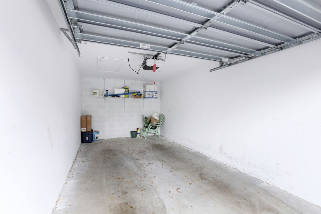 15505 Cedarwood Ln #204, Naples, FL 34110