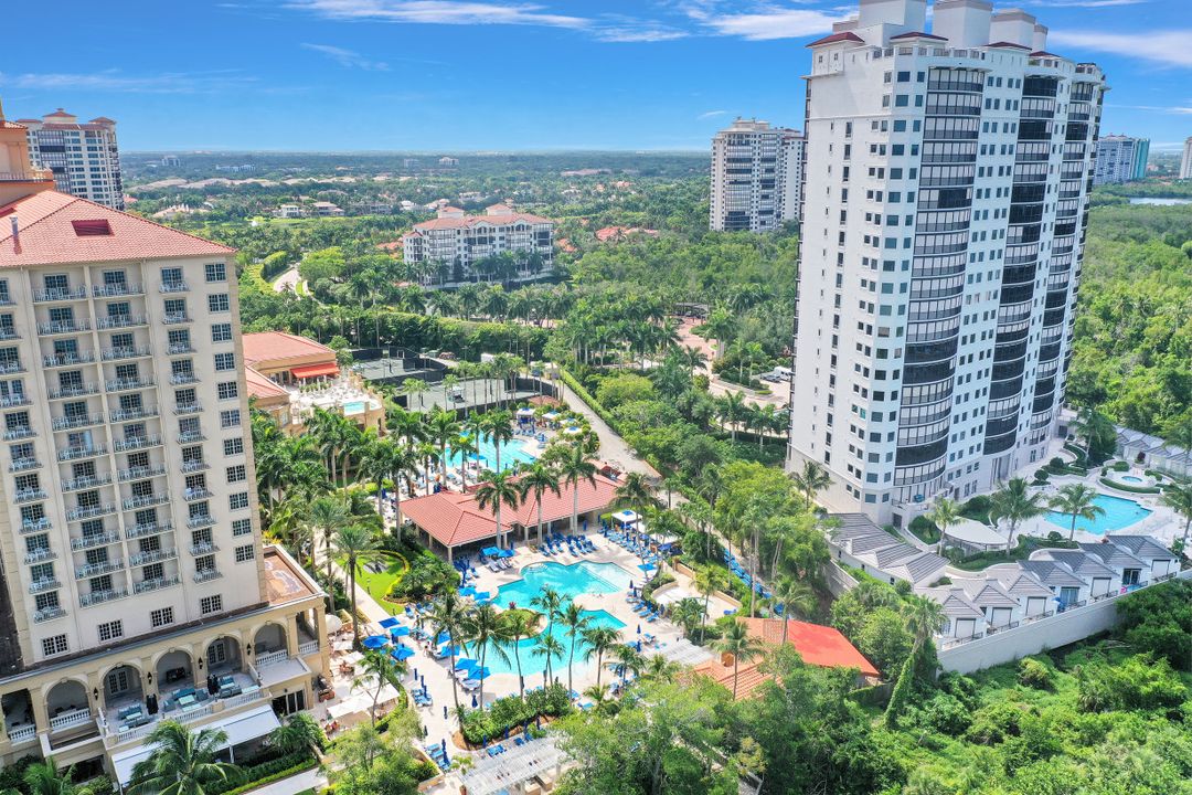 8665 Bay Colony Dr #702, Naples, FL 34108