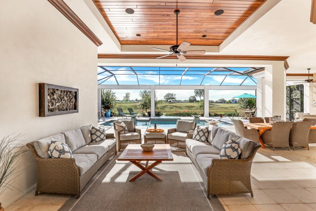 16462 Seneca Way, Naples, FL 34110