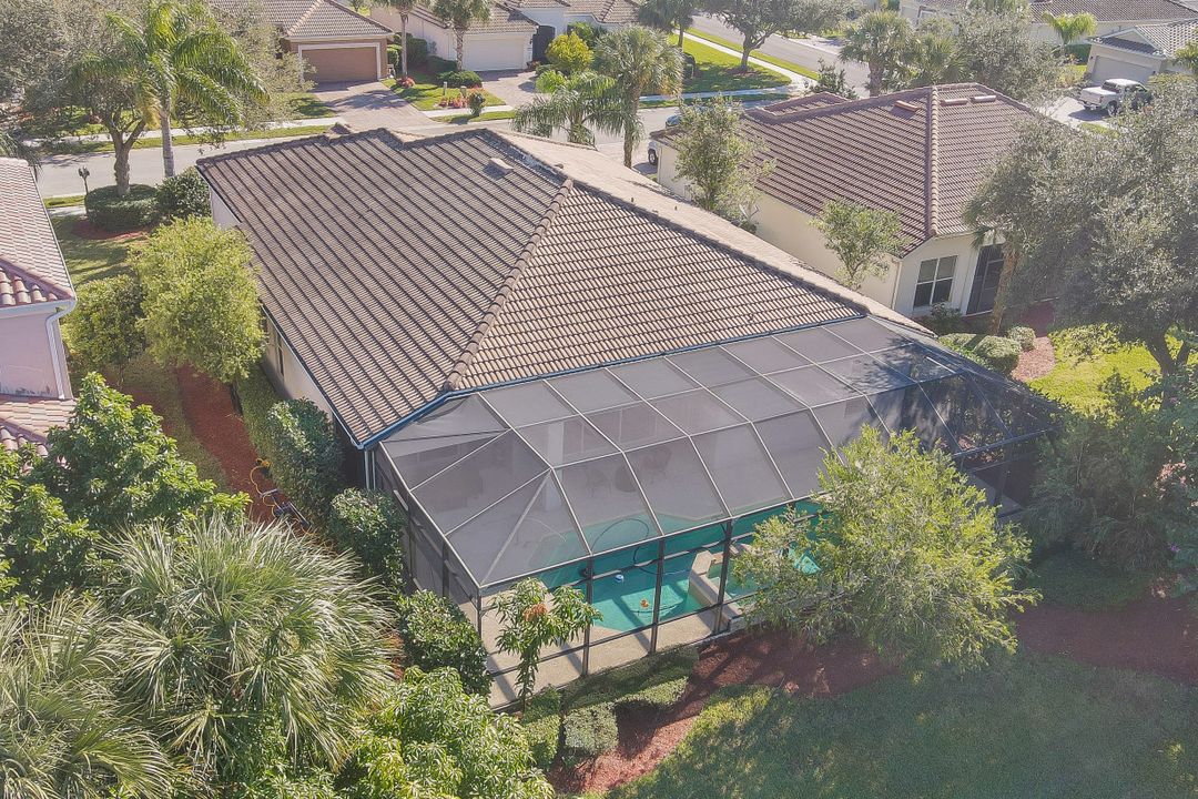 2065 Mandarin Ln, Naples, FL 34120
