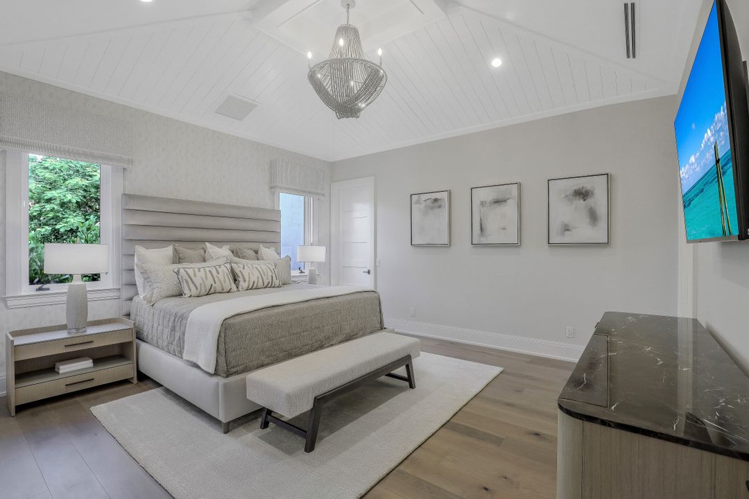 5937 Sunnyslope Dr, Naples, FL 34119