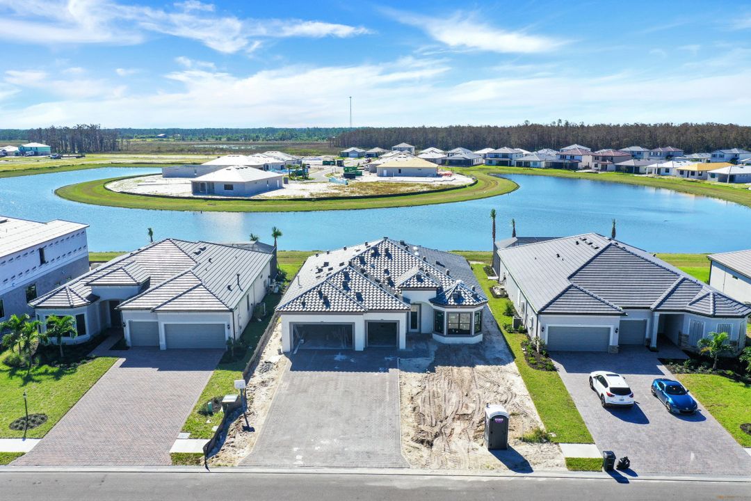 20048 Hartford Blvd, Estero, FL 33928