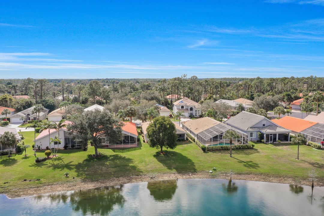 7433 Meldin Ct, Naples, FL 34104