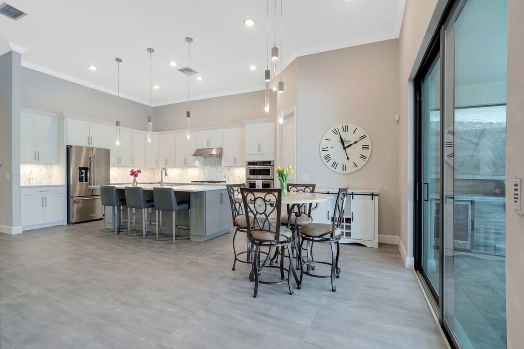 19264 Aqua Shore Dr, Fort Myers, FL 33913