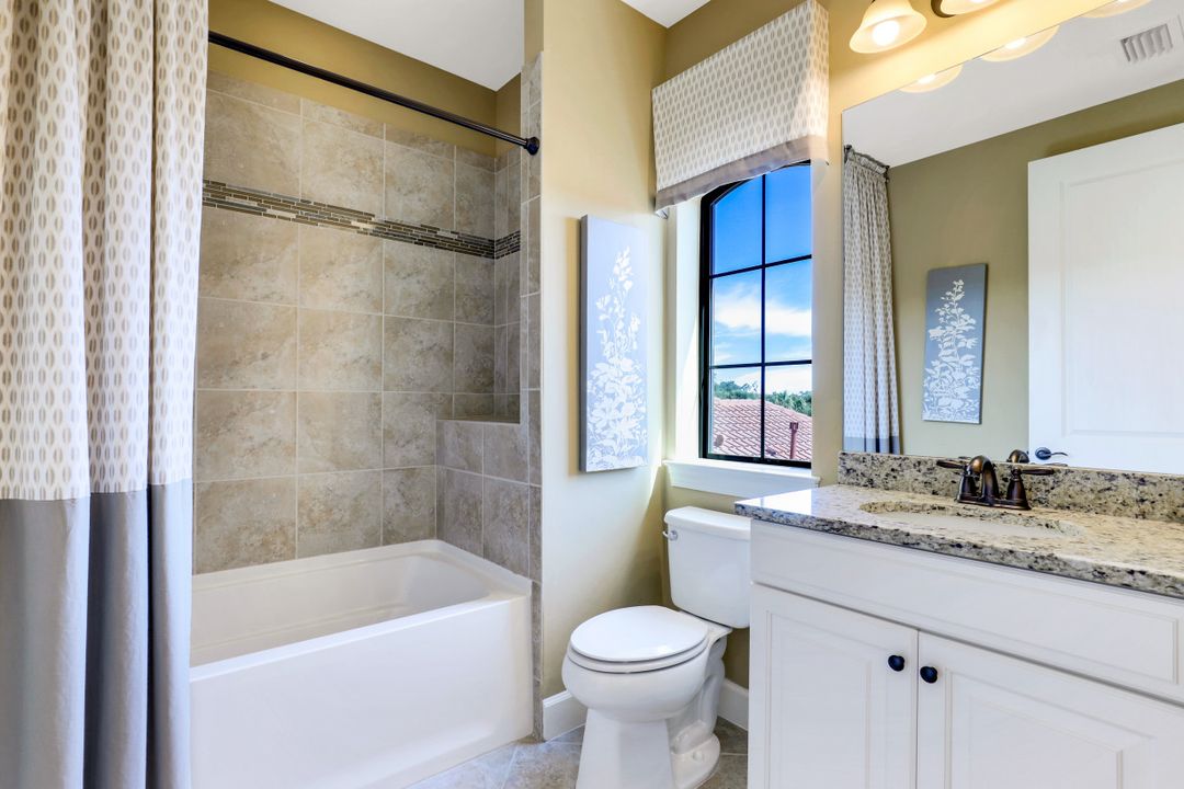 8697 Cavano St, Naples, FL 34119