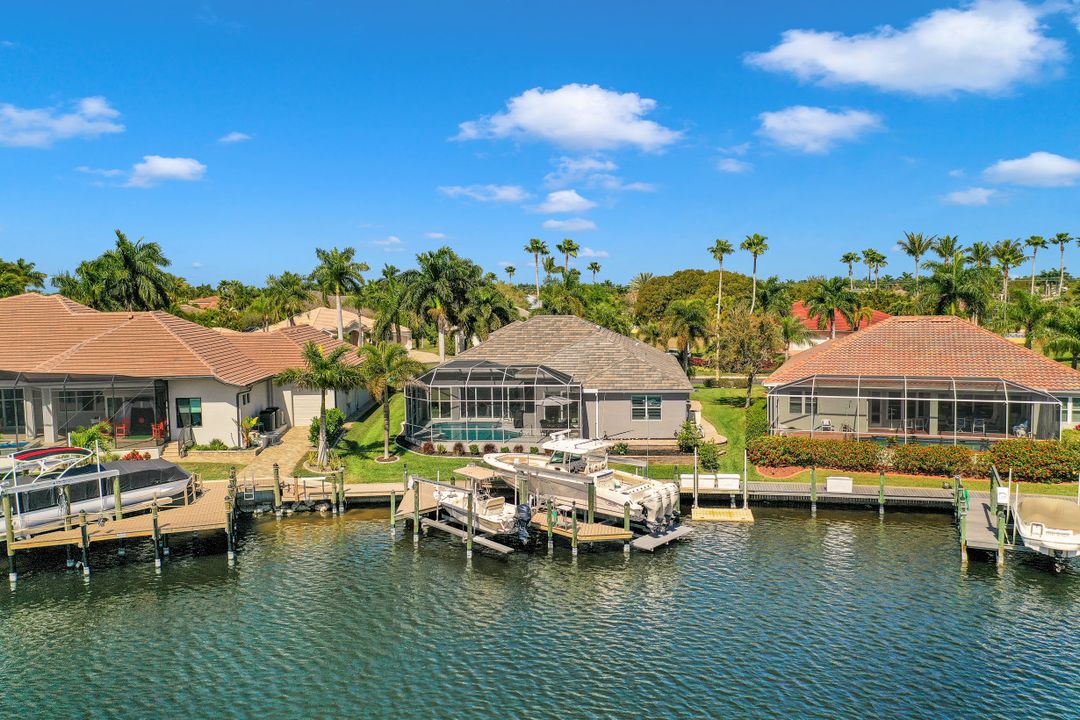 1900 Lagoon Ln, Cape Coral, FL 33914