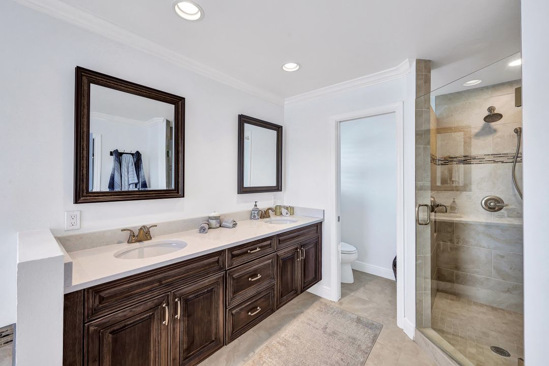 318 Polynesia Ct, Marco Island, FL 34145