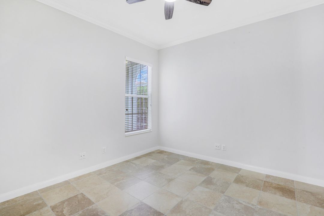 7759 Tommasi Ct, Naples, FL 34114