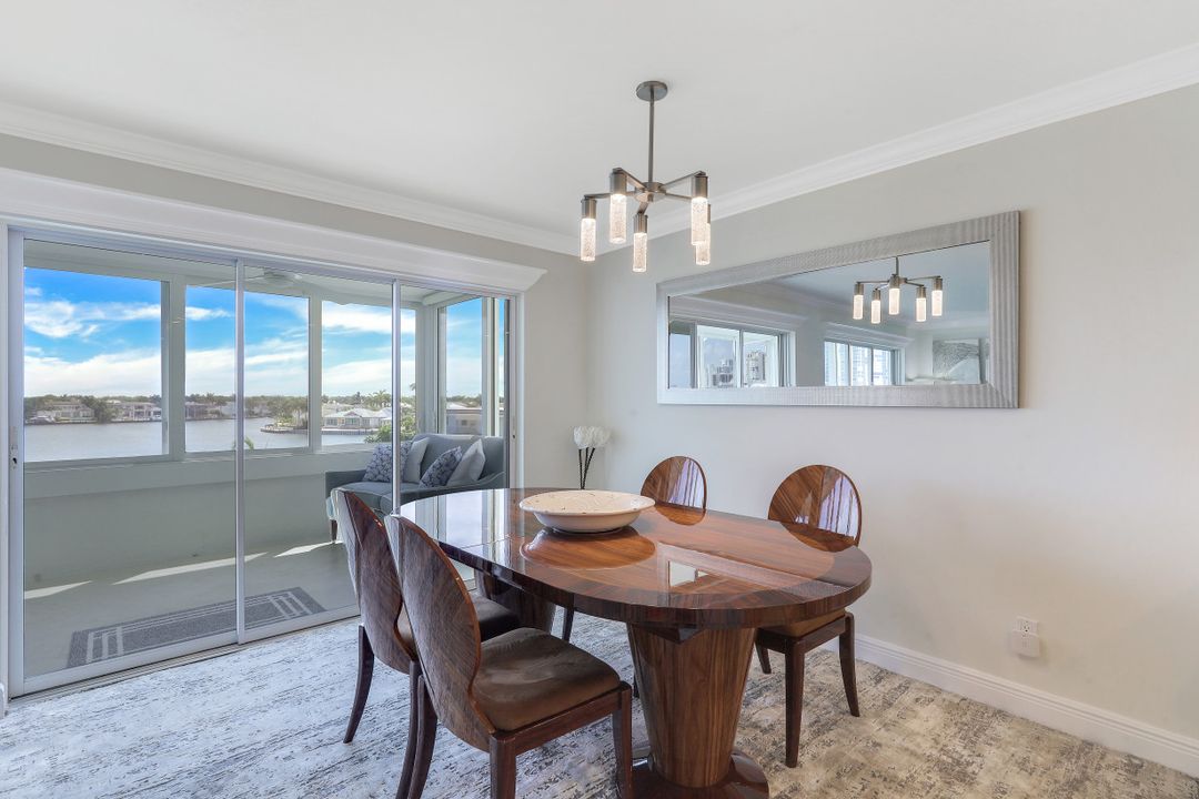 3420 Gulf Shore Blvd N #52, Naples, FL 34103