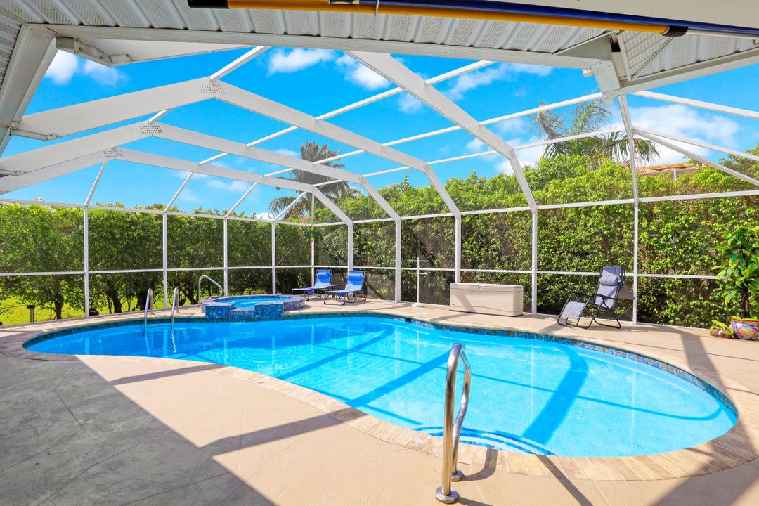 232 Tahiti Rd, Marco Island, FL 34145