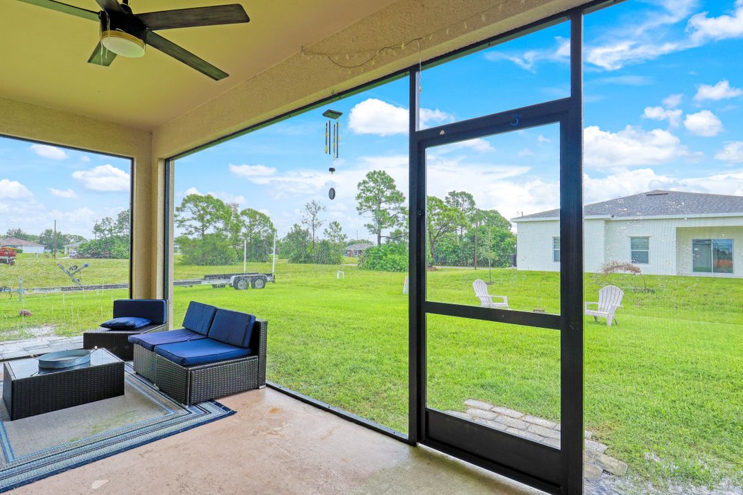 1813 NW 10th St, Cape Coral, FL 33993