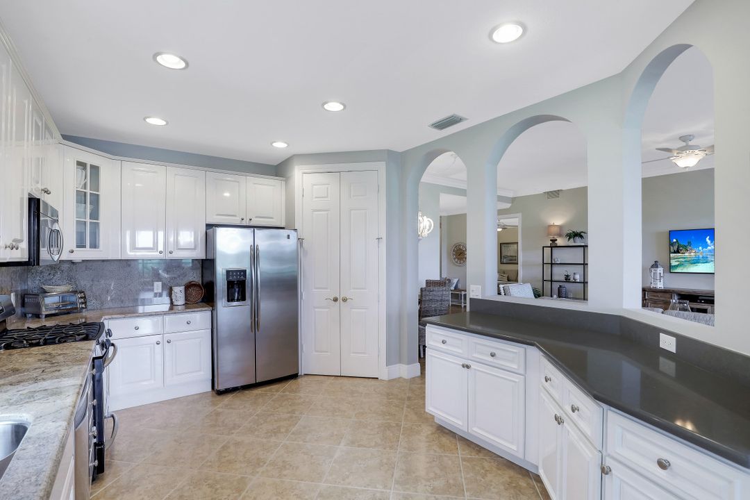 9057 Cherry Oaks Tr #102, Naples, FL 34114