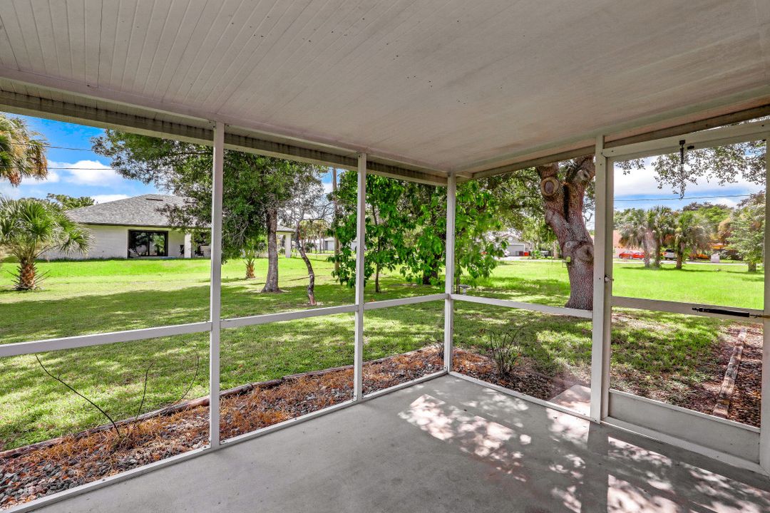 14037 Caribbean Blvd, Fort Myers, FL 33905