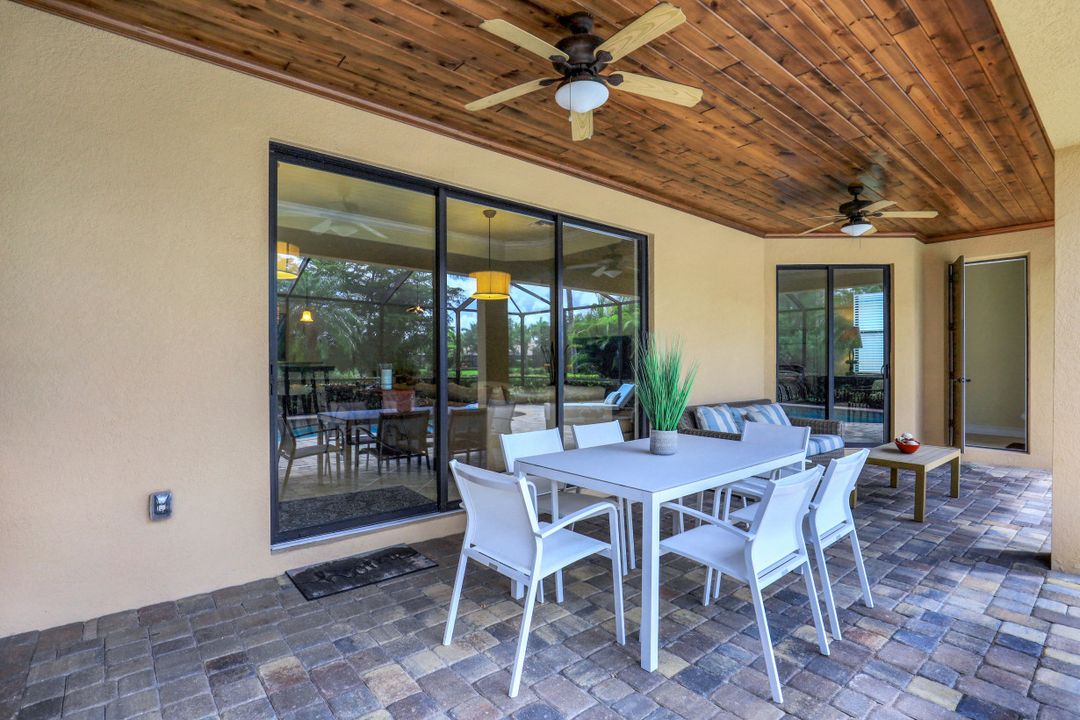 9530 Piacere Way, Naples, FL 34113