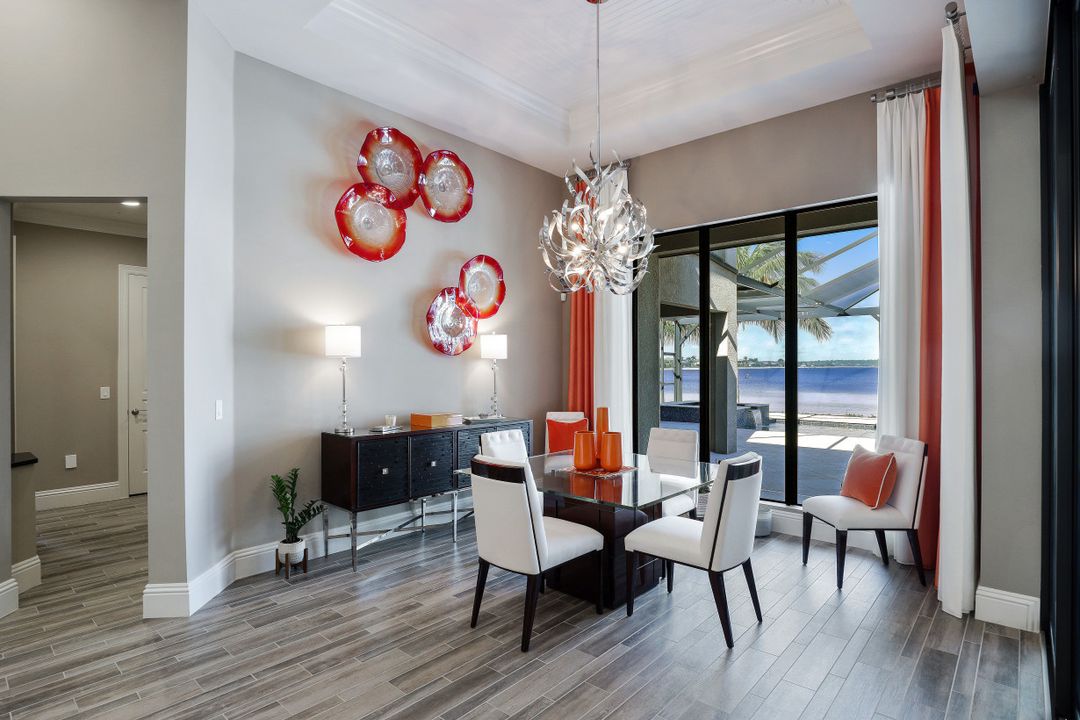 9067 Breakwater Dr, Naples, FL 34120