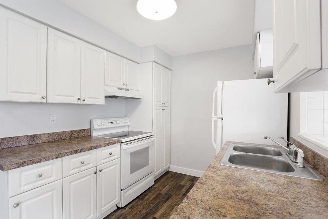 408 El Dorado Pkwy E, Cape Coral, FL 33904