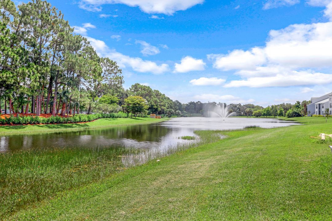 13545 Eagle Ridge Dr #826, Fort Myers, FL 33912