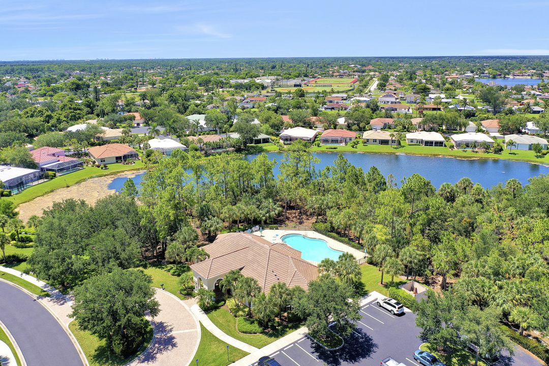 3967 Ruxton Rd, Naples, FL 34116