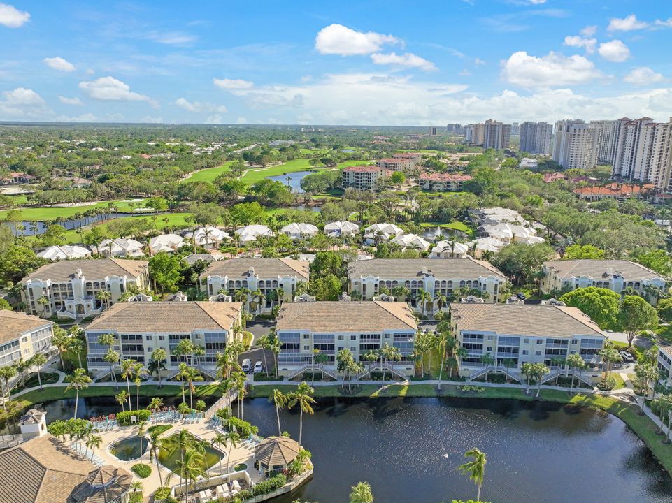 7718 Pebble Creek Cir #203, Naples, FL 34108