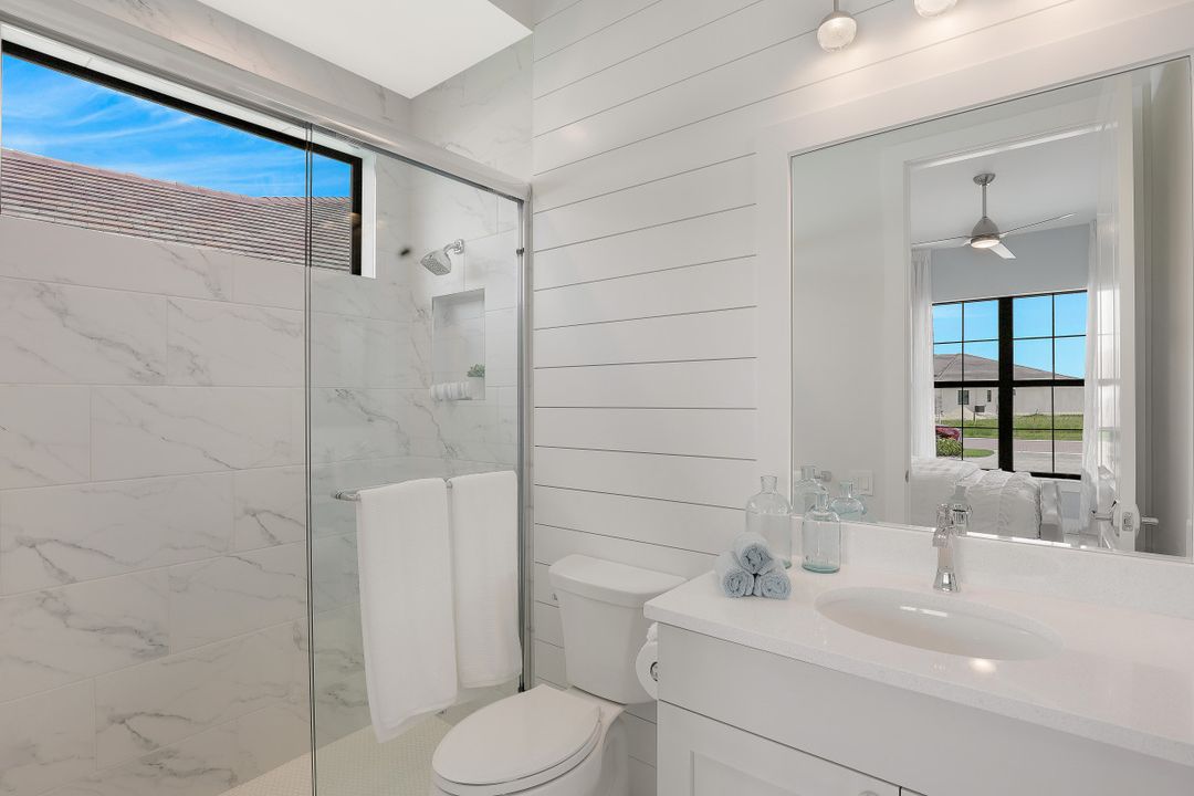 10461 Trevi Isle Way, Miromar Lakes, FL 33913