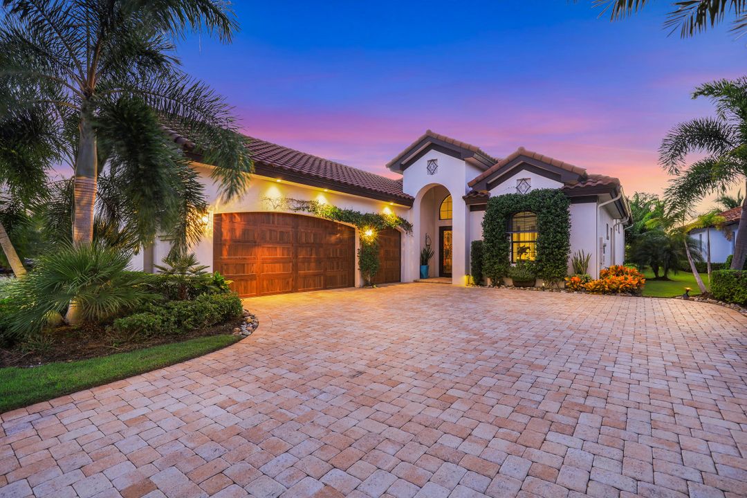 17490 Via Navona Way, Miromar Lakes, FL 33913