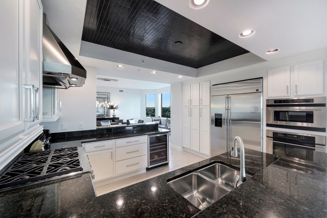 275 Indies Way #601, Naples, FL 34110